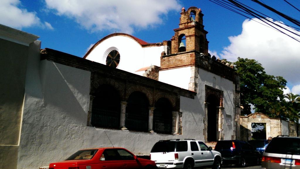 Aarony Hotel Santo Domingo Luaran gambar